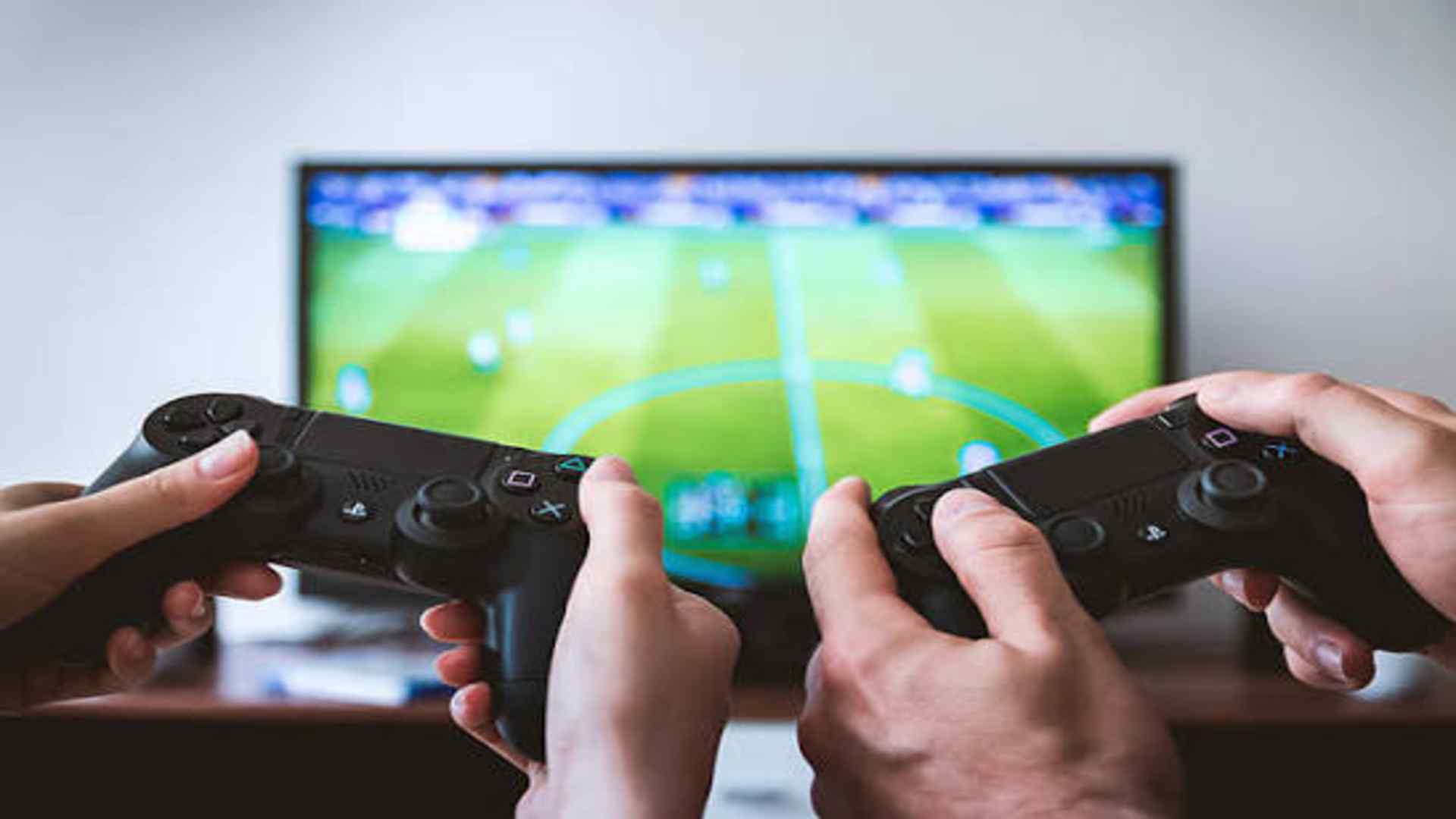 Could AI Ever Create an Unbeatable Virtual Football Manager?